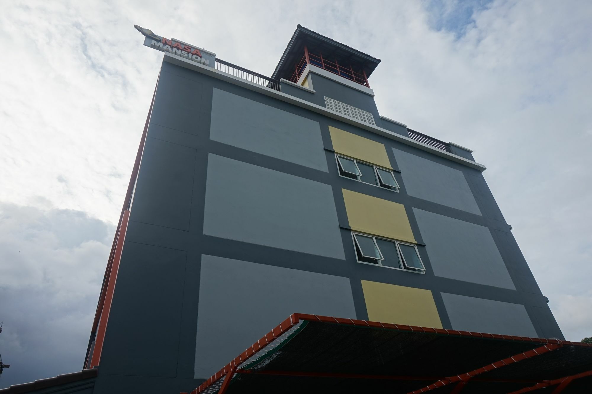 Nasa Mansion Apartman Phuket Kültér fotó